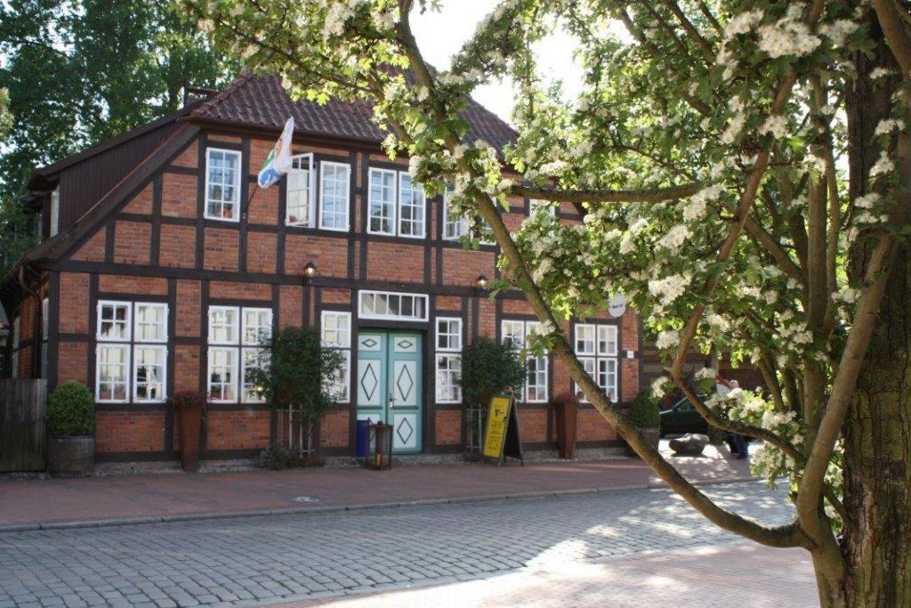 Kontraste Otel Neumünster Dış mekan fotoğraf